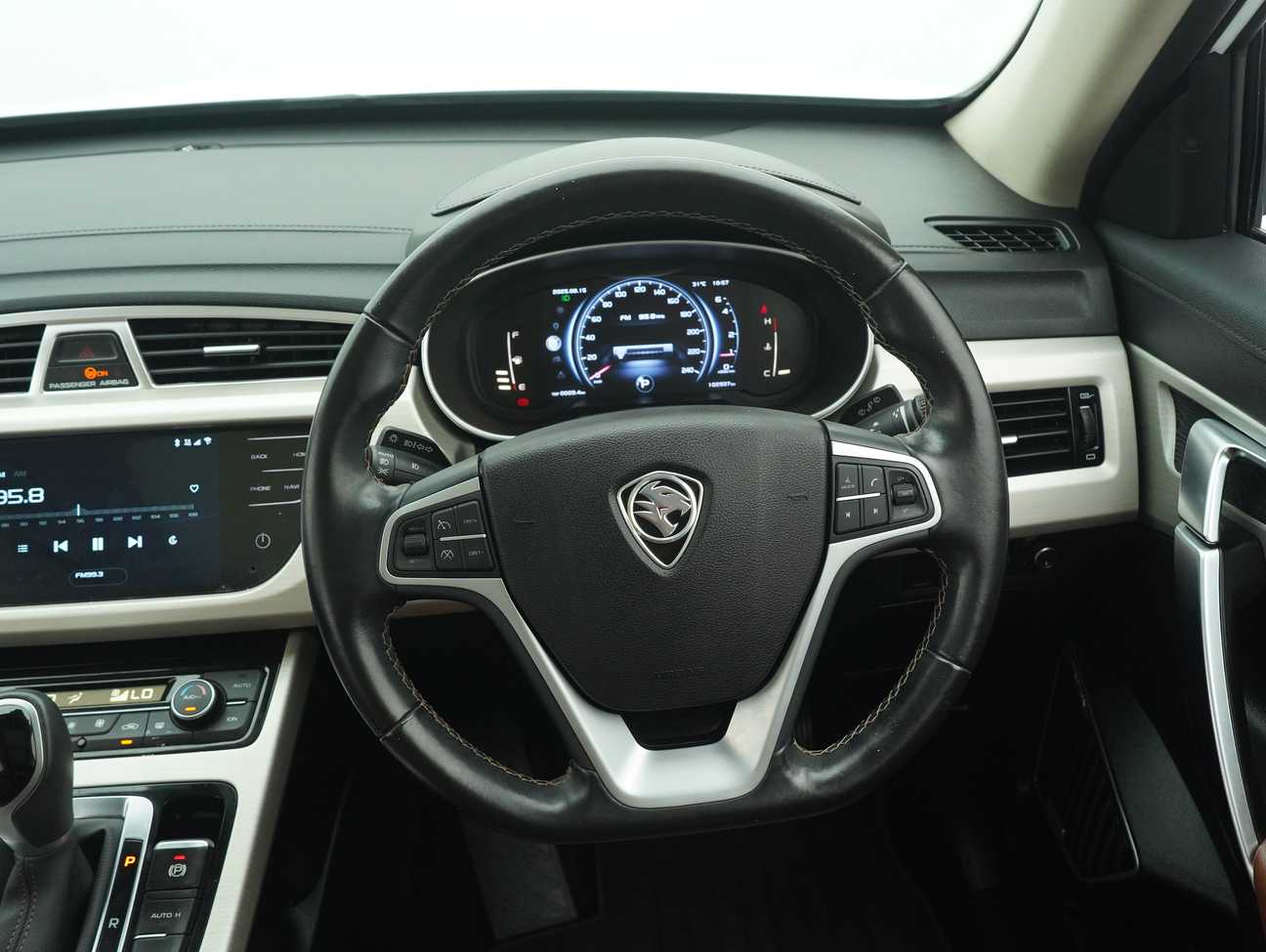 used 2019 Proton X70 Premium 1.8