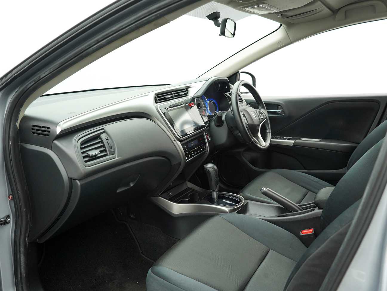 used 2017 Honda City V 1.5