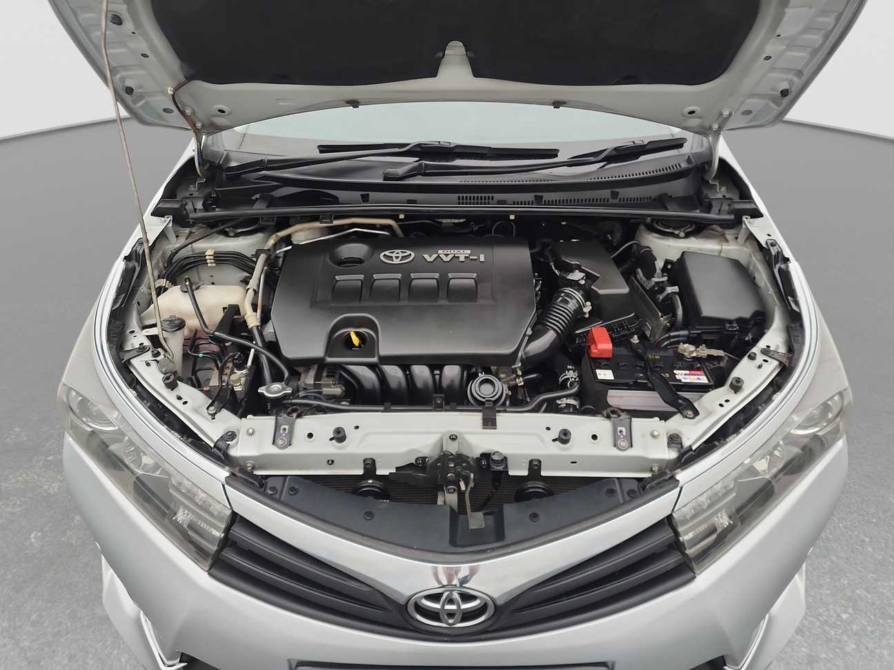 used 2014 Toyota Corolla Altis V 2.0