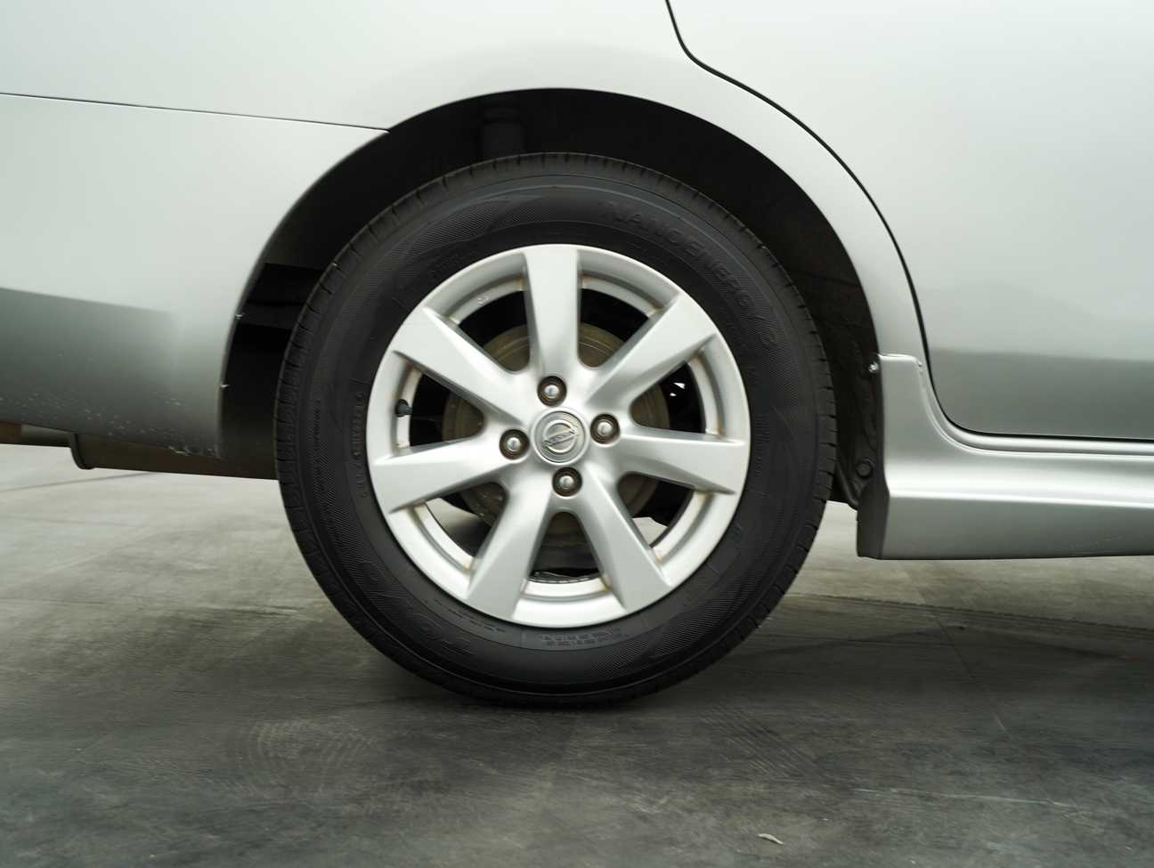 terpakai 2014 Nissan Almera V 1.5