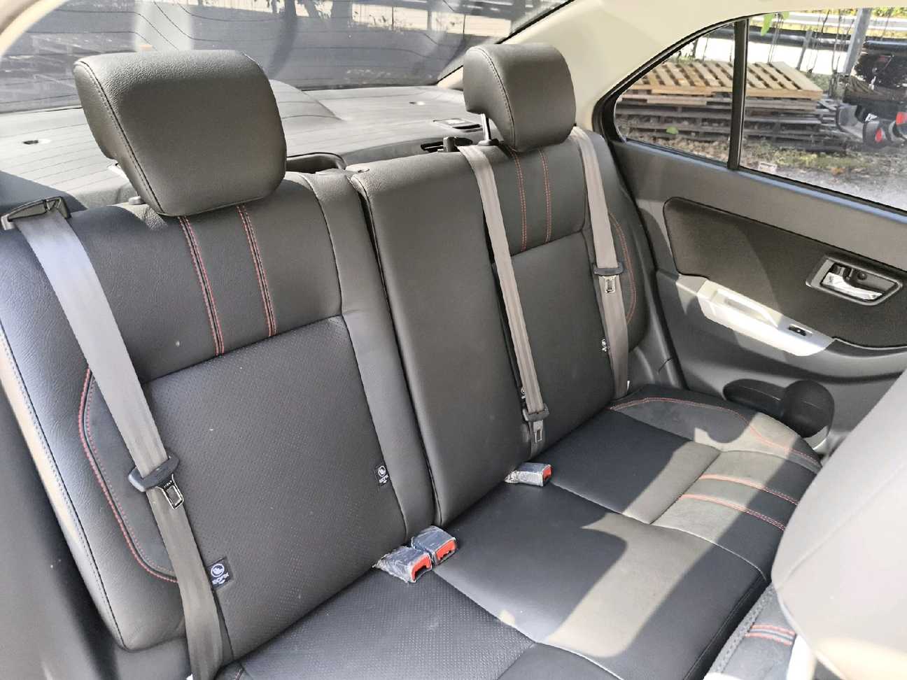 terpakai 2023 Perodua Bezza Advance 1.3