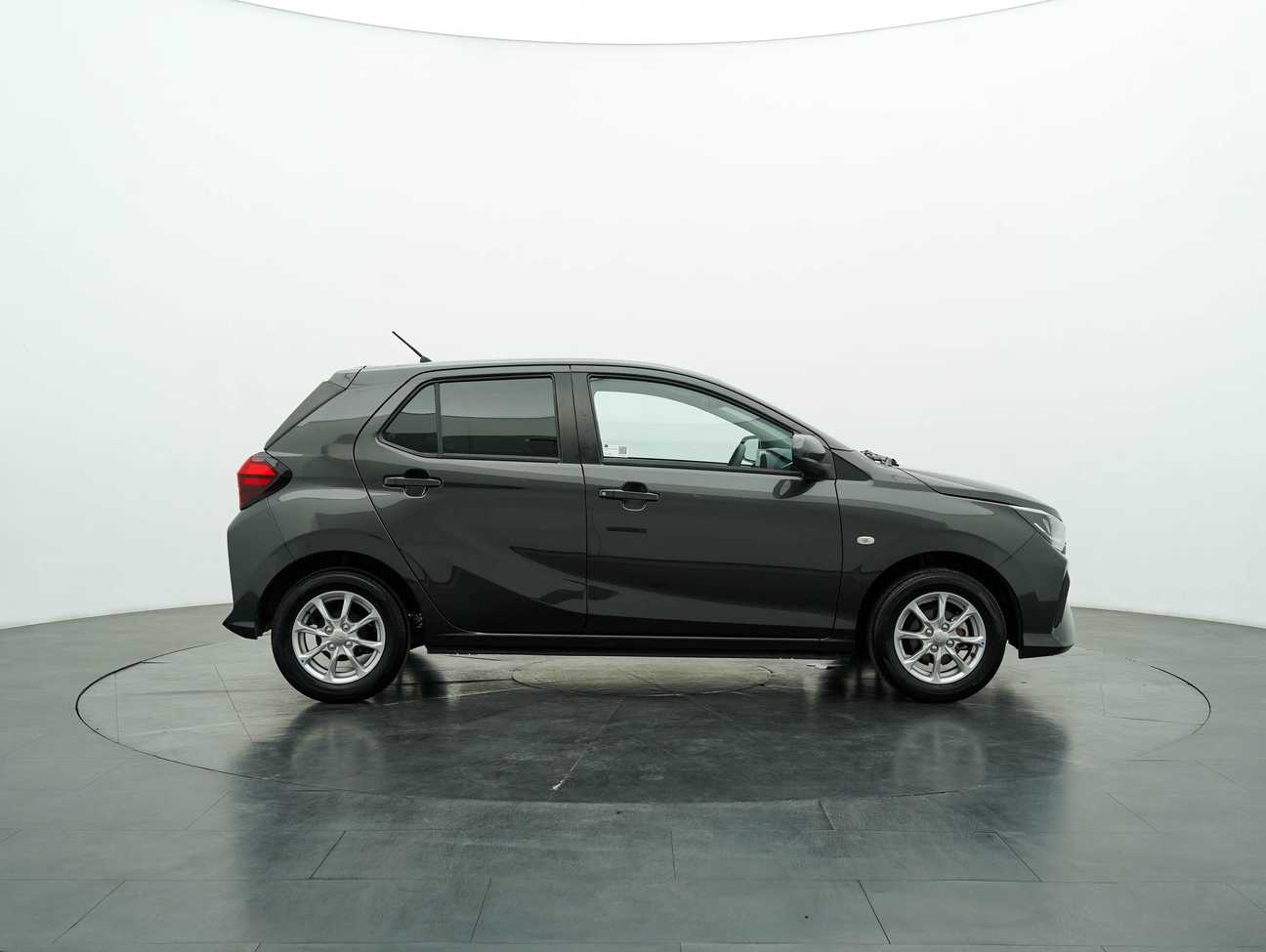 terpakai 2024 Perodua AXIA X 1.0