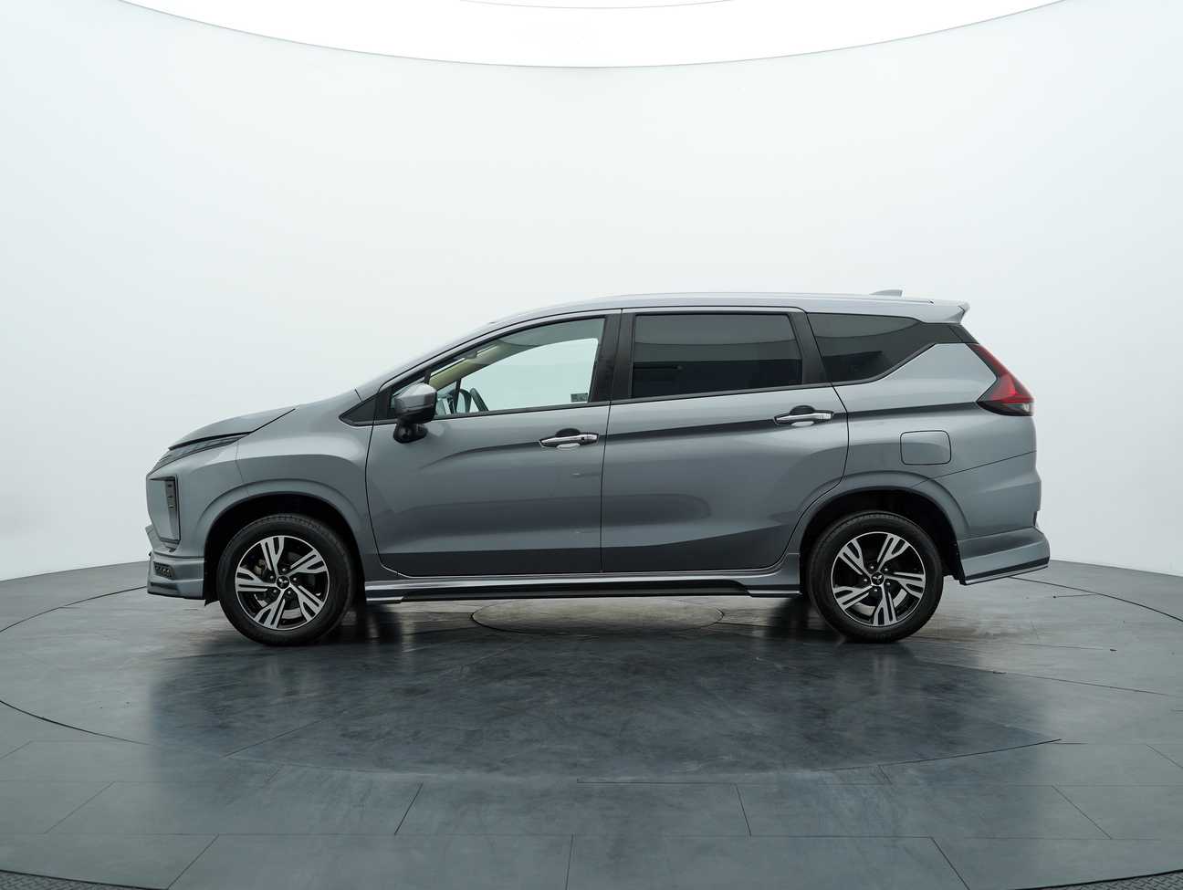 terpakai 2022 Mitsubishi Xpander  1.5