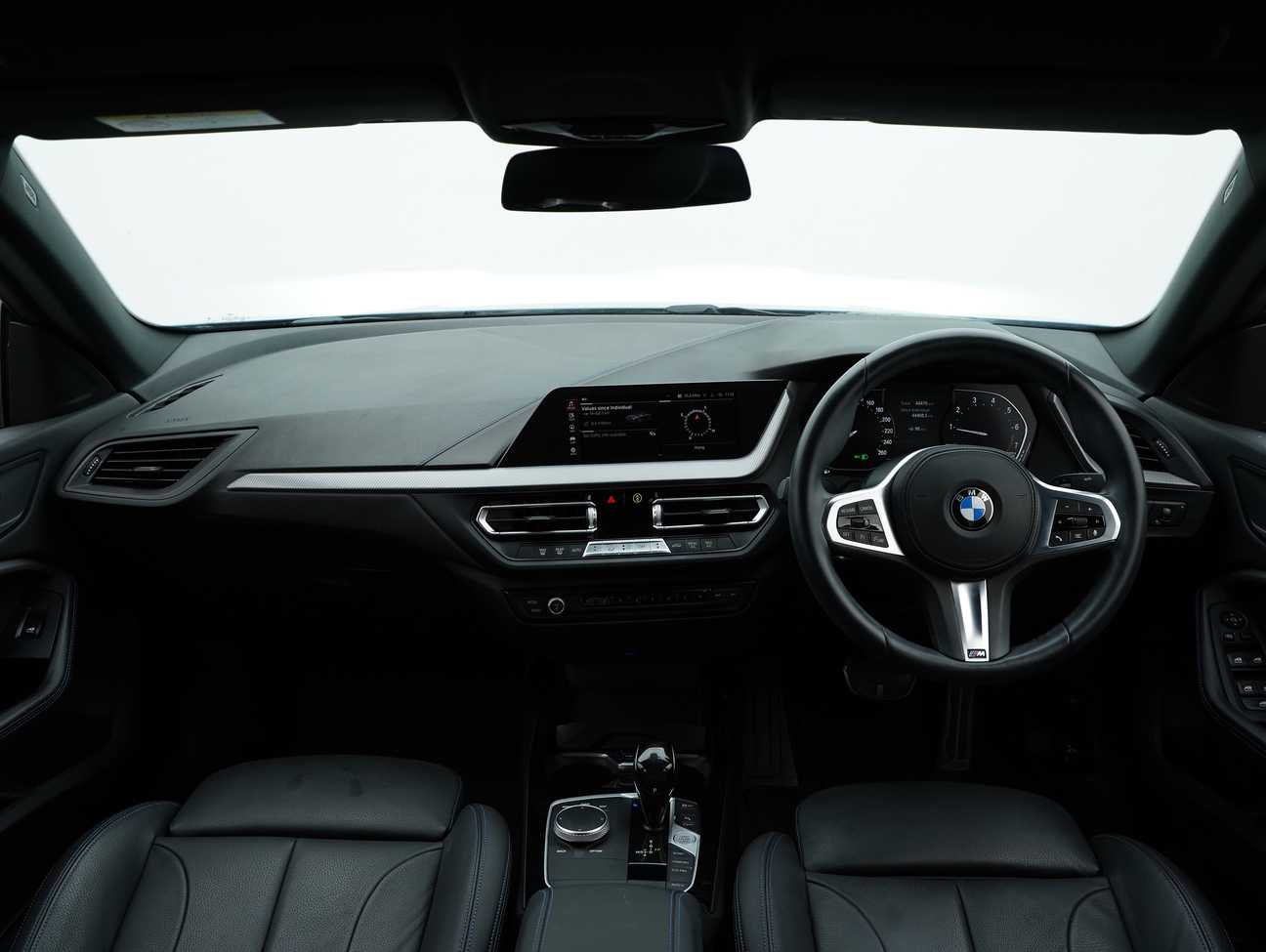 terpakai 2021 BMW 218i M Sport 1.5
