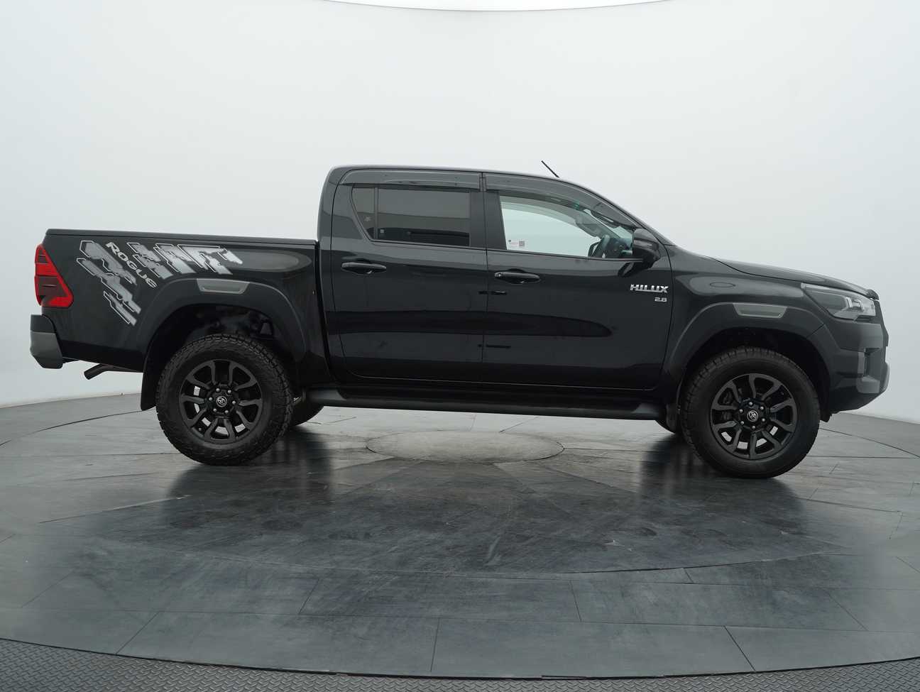 terpakai 2021 Toyota Hilux Rogue Dual Cab 2.8
