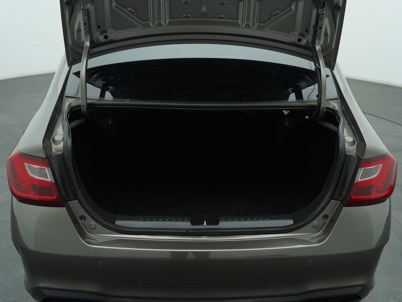 terpakai 2020 Proton Saga Standard 1.3