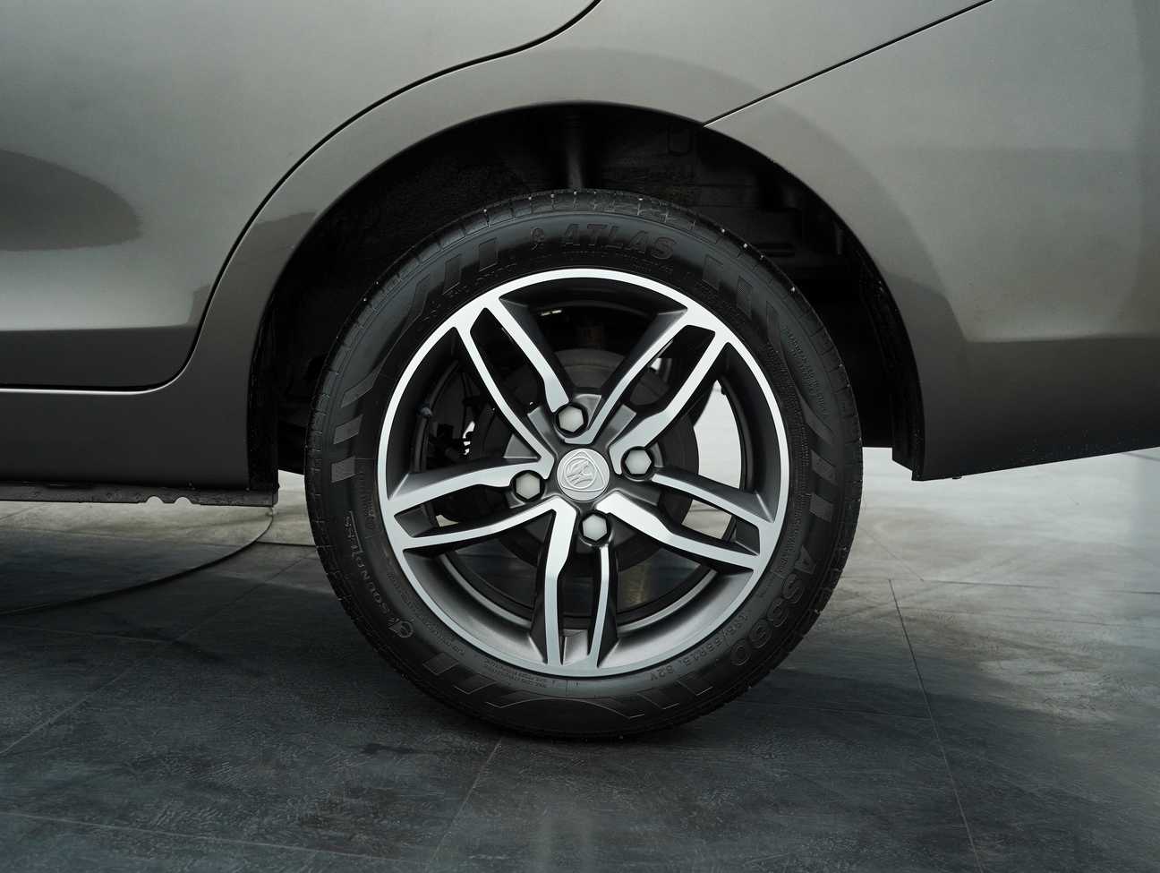 terpakai 2021 Proton Saga Premium 1.3