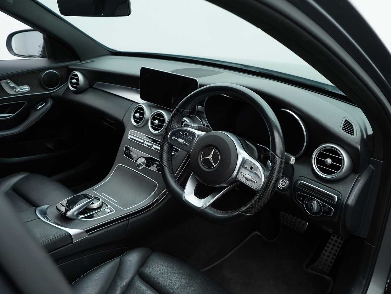 used 2020 Mercedes-Benz C200 AMG Line 2.0