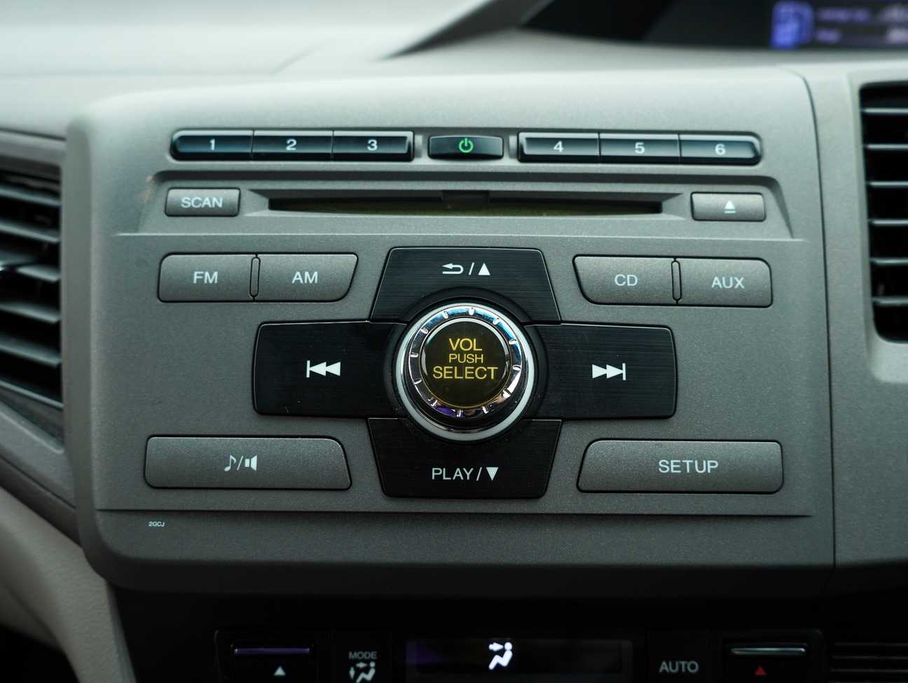 terpakai 2013 Honda Civic S 1.8