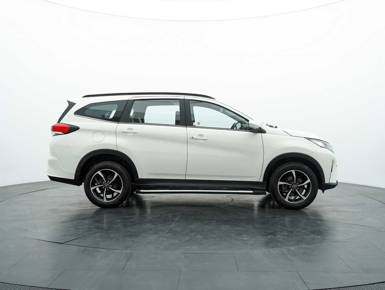 terpakai 2020 Perodua Aruz AV 1.5