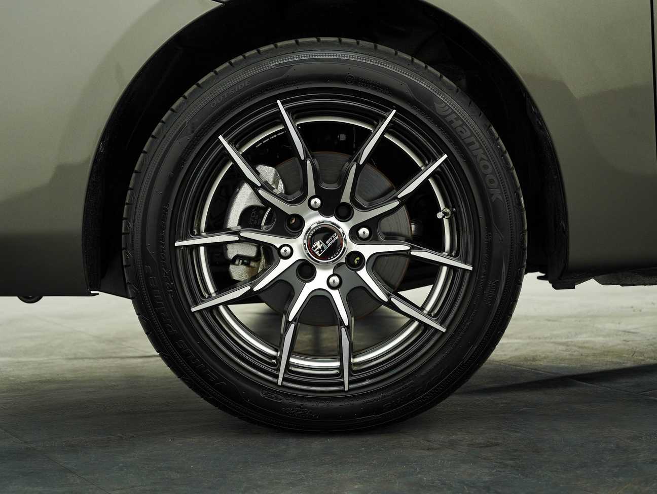 terpakai 2022 Proton Saga Premium 1.3