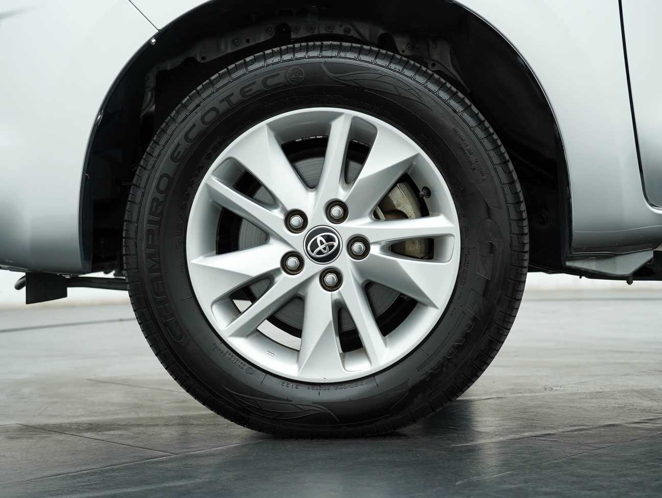 terpakai 2020 Toyota Innova G 2.0