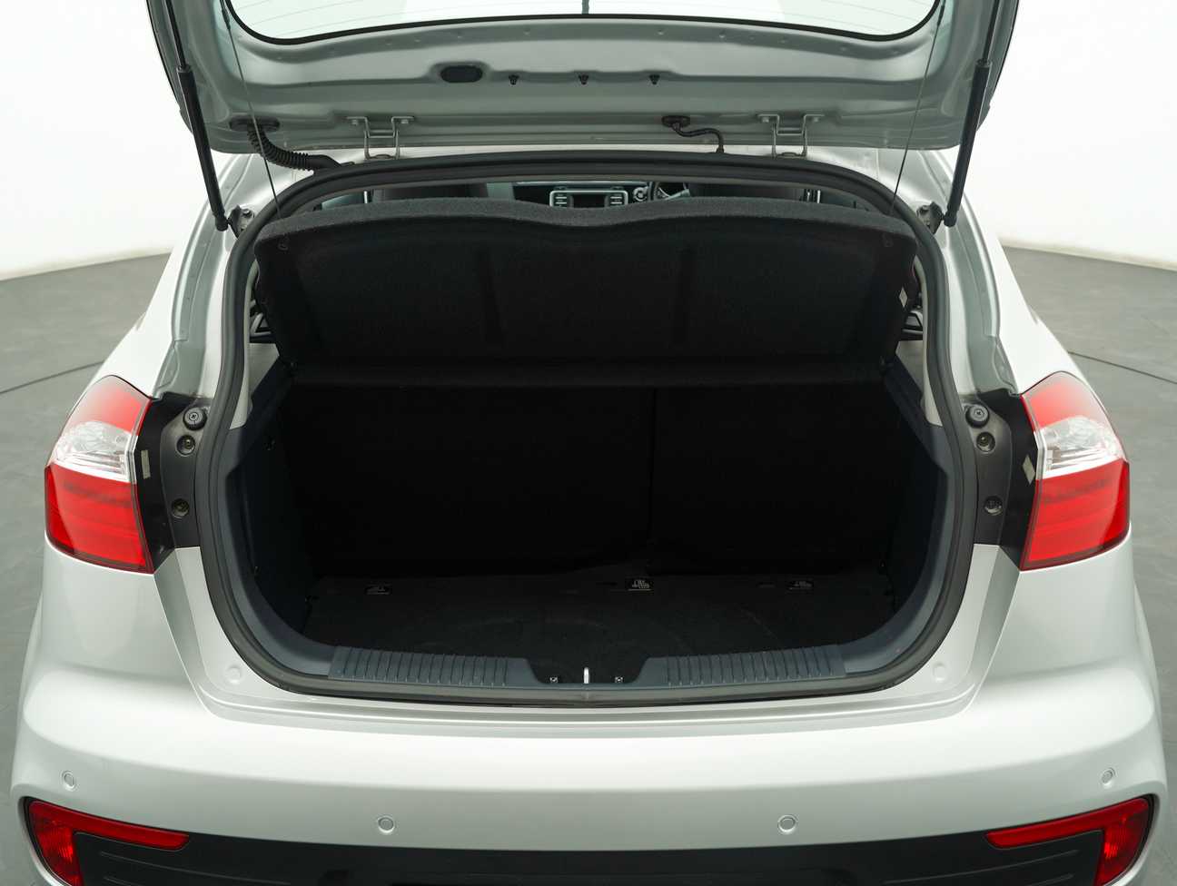 terpakai 2015 Kia Rio SX 1.4