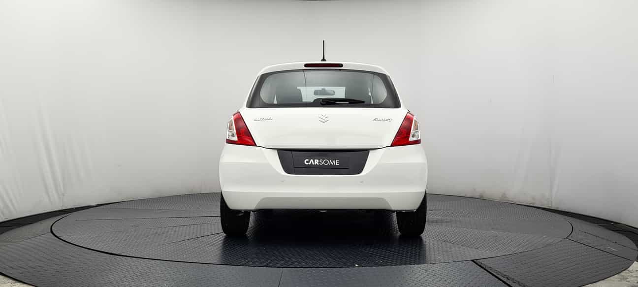 terpakai 2013 Suzuki SWIFT GLX 1.4