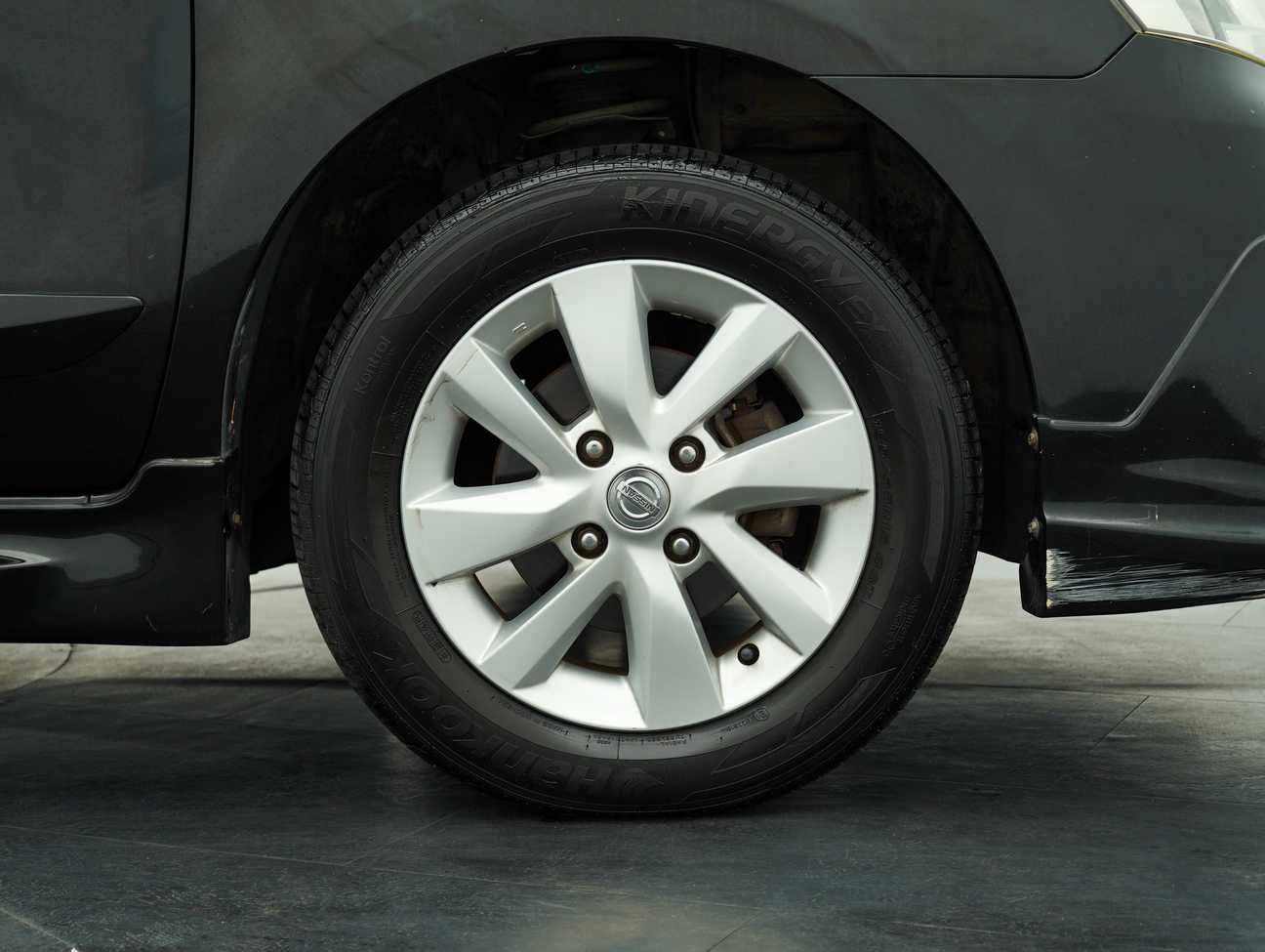 used 2013 Nissan Grand Livina Comfort 1.8