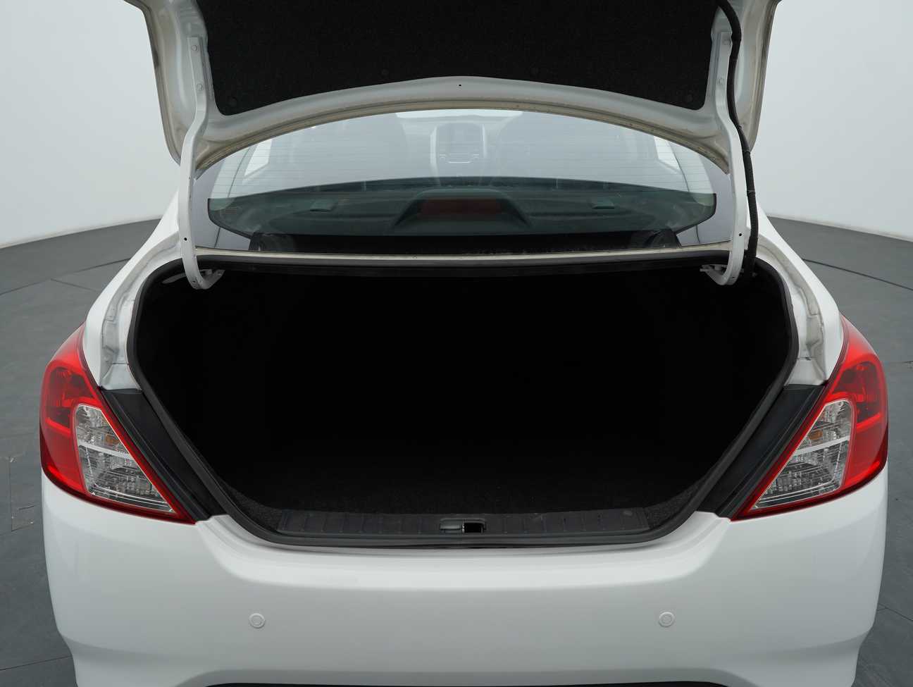 terpakai 2015 Nissan Almera E 1.5