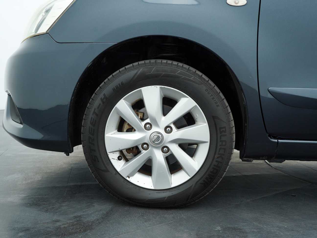 used 2016 Nissan Grand Livina Comfort 1.6