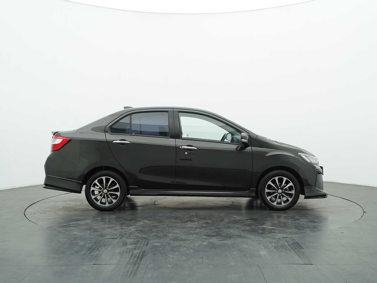 used 2022 Perodua Bezza Advance 1.3