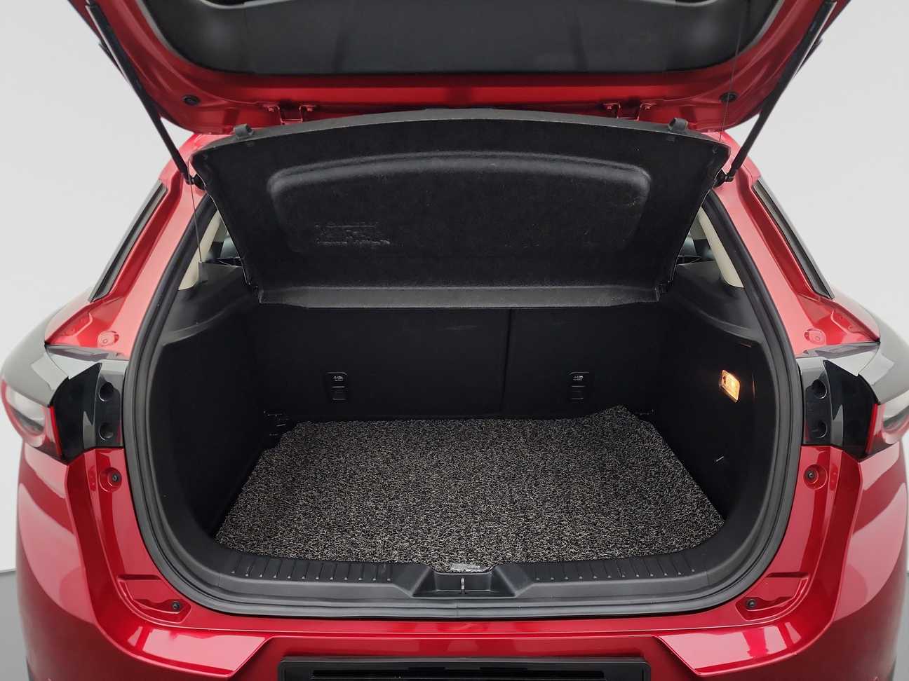 terpakai 2020 Mazda CX-3 SKYACTIV-G GVC 2.0