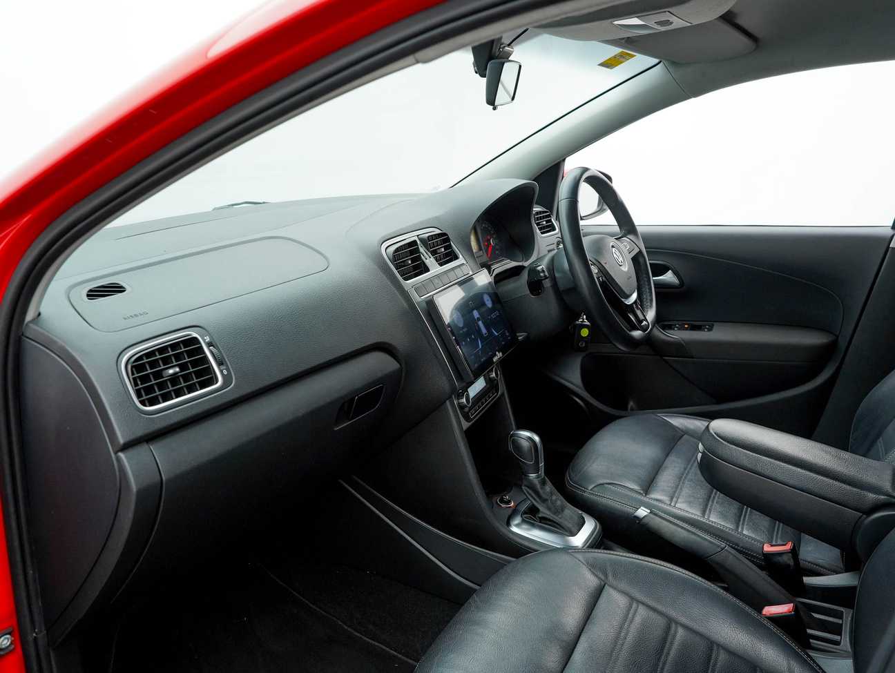 terpakai 2017 Volkswagen Polo  1.6