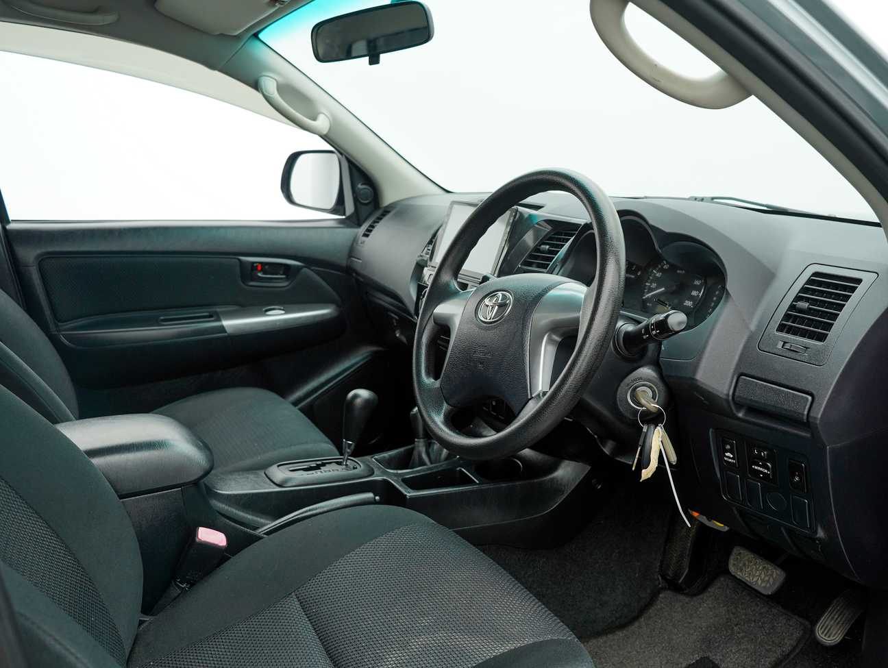 used 2014 Toyota Hilux G VNT 2.5