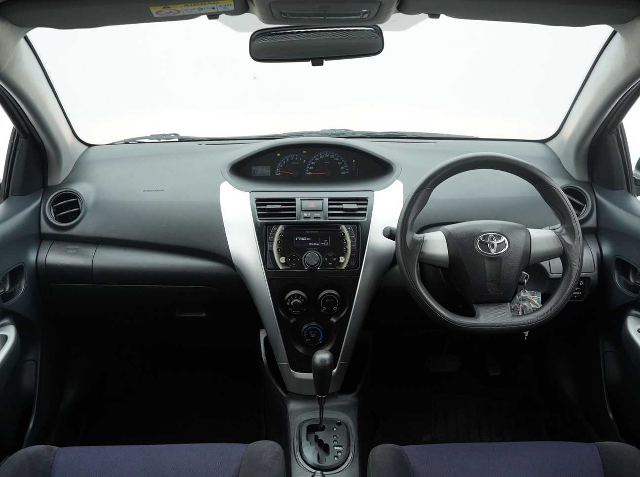 terpakai 2013 Toyota Vios E 1.5