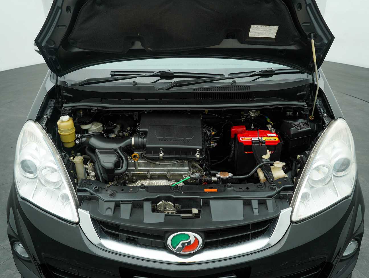 terpakai 2014 Perodua Alza Advance 1.5