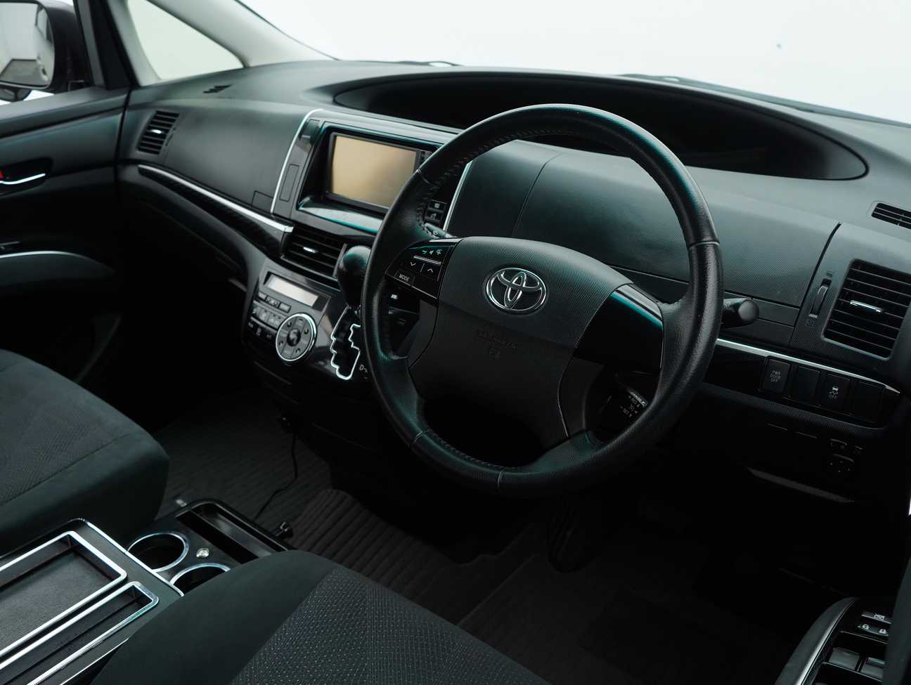 used 2015 Toyota Estima Aeras 2.4