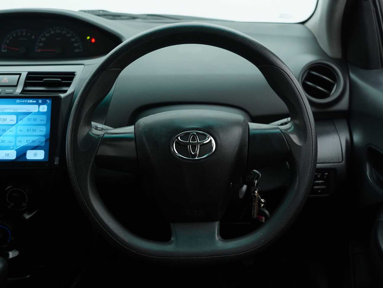 terpakai 2012 Toyota Vios J 1.5