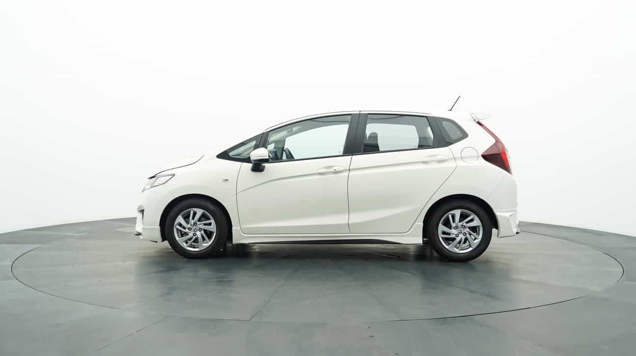 terpakai 2014 Honda JAZZ E 1.5