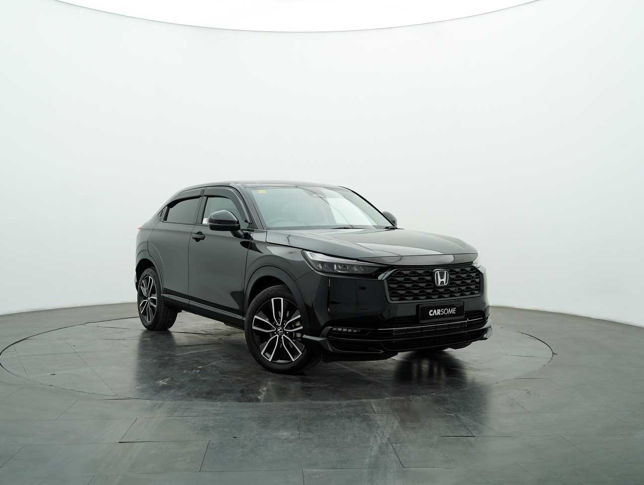 used 2025 Honda HR-V V 1.5