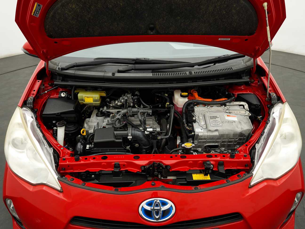 used 2013 Toyota Prius C Hybrid 1.5