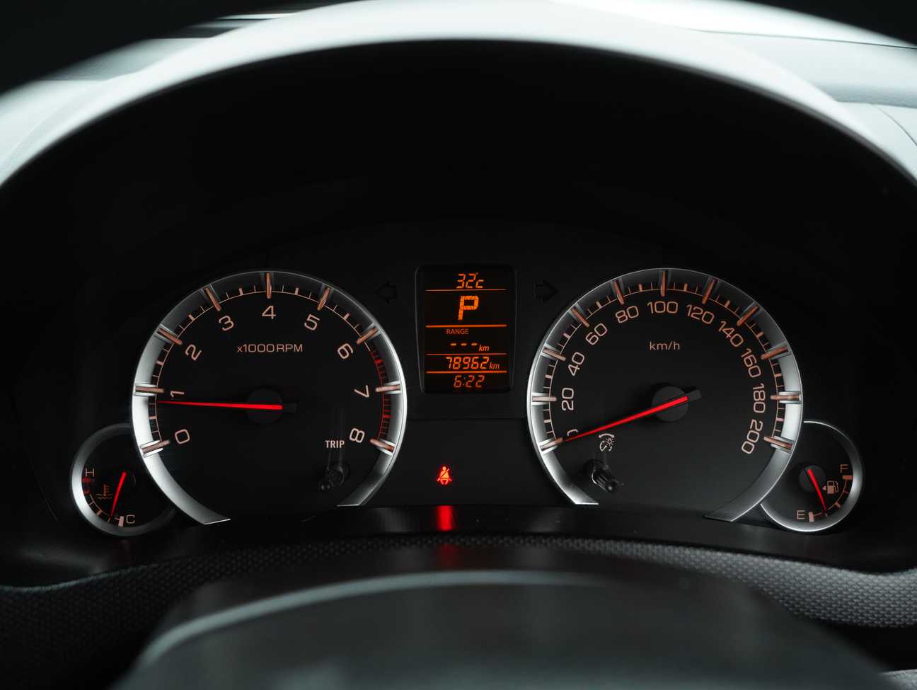 terpakai 2014 Suzuki Swift GL 1.4