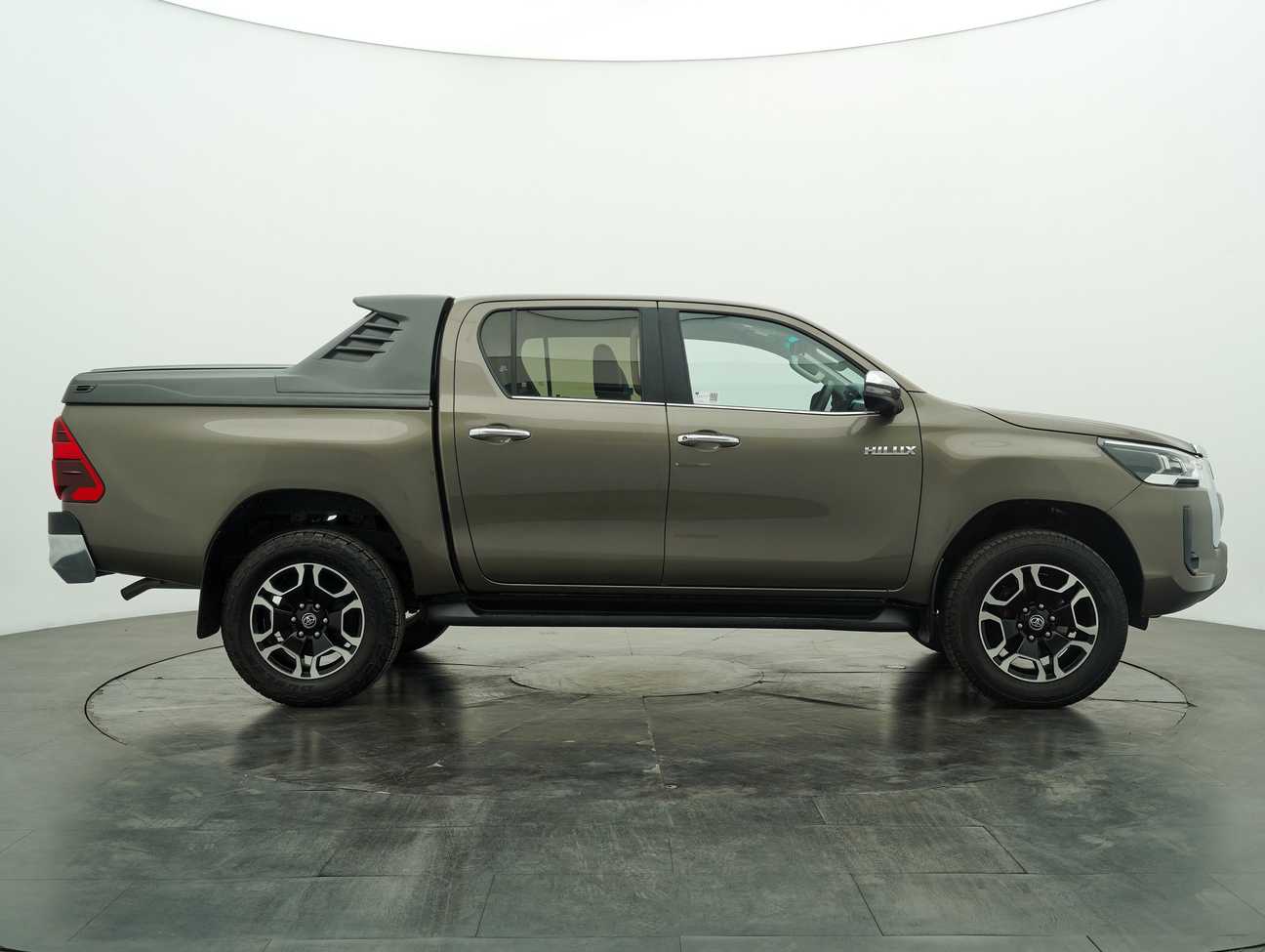 used 2022 Toyota Hilux V Dual Cab 2.4