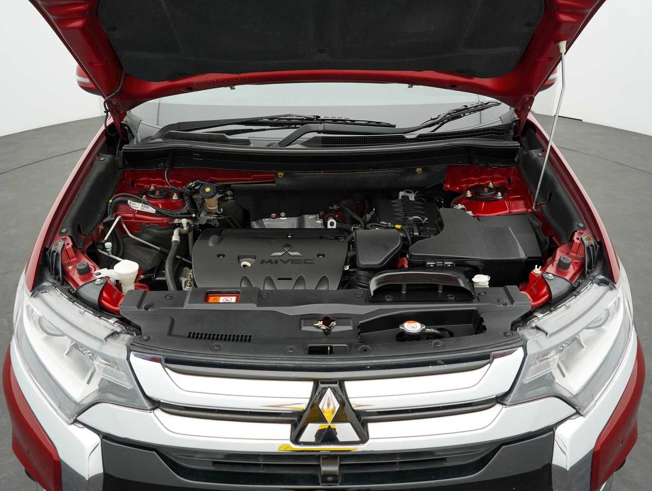 terpakai 2018 Mitsubishi OUTLANDER  2.0