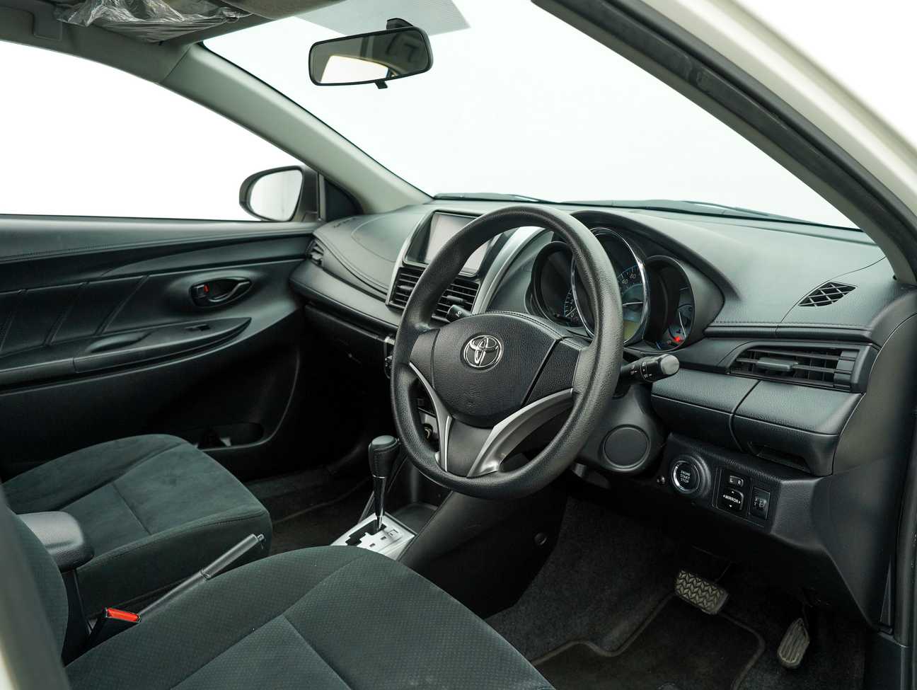 used 2015 Toyota Vios J 1.5