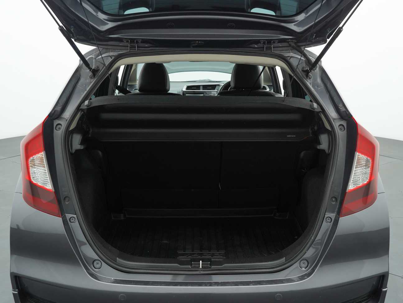 used 2018 Honda JAZZ V 1.5