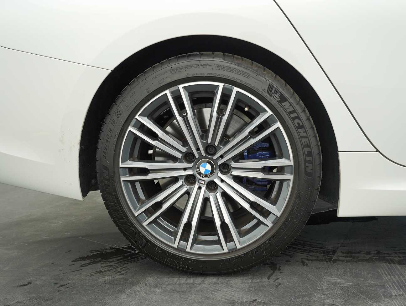 terpakai 2021 BMW 330i M Sport Driving Assist Pack 2.0