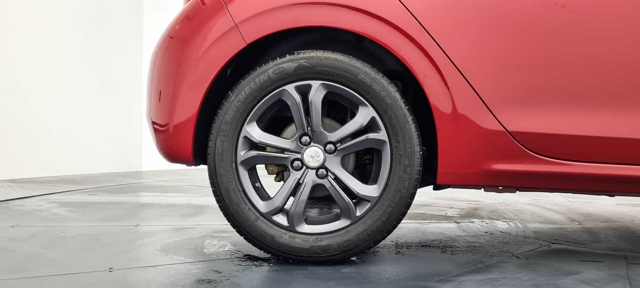 used 2013 Peugeot 208 5-DOOR 1.6