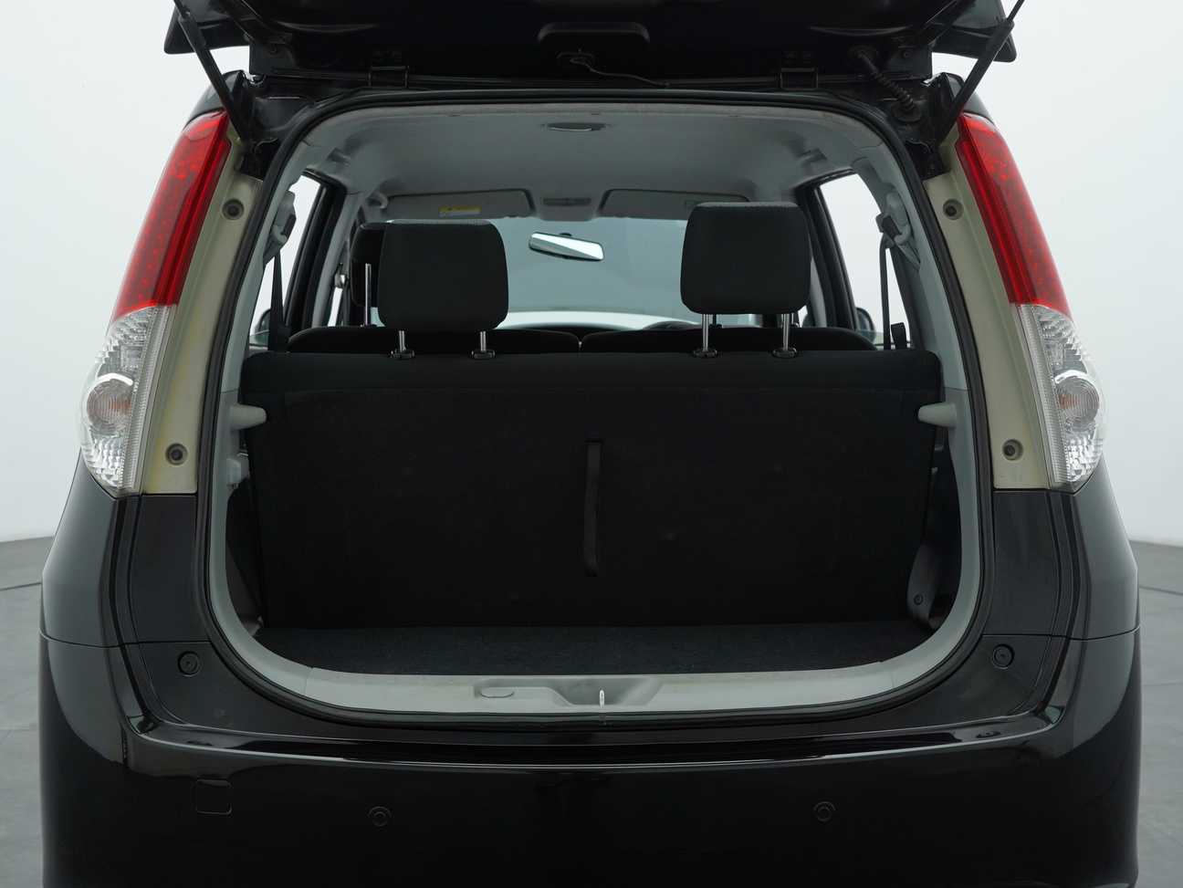 Buy used 2012 Perodua Alza EZ 1.5 – Carsome.my