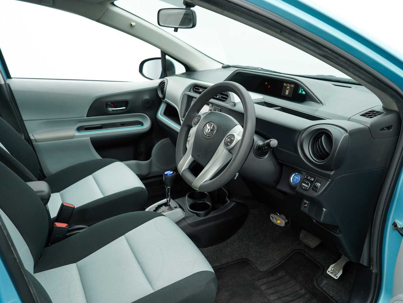 used 2013 Toyota Prius C Hybrid 1.5