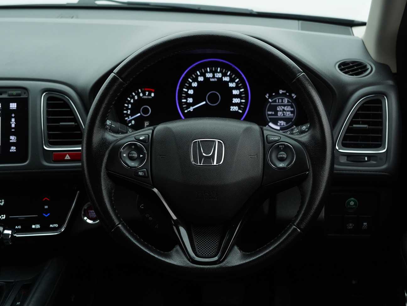 terpakai 2015 Honda HR-V V 1.8