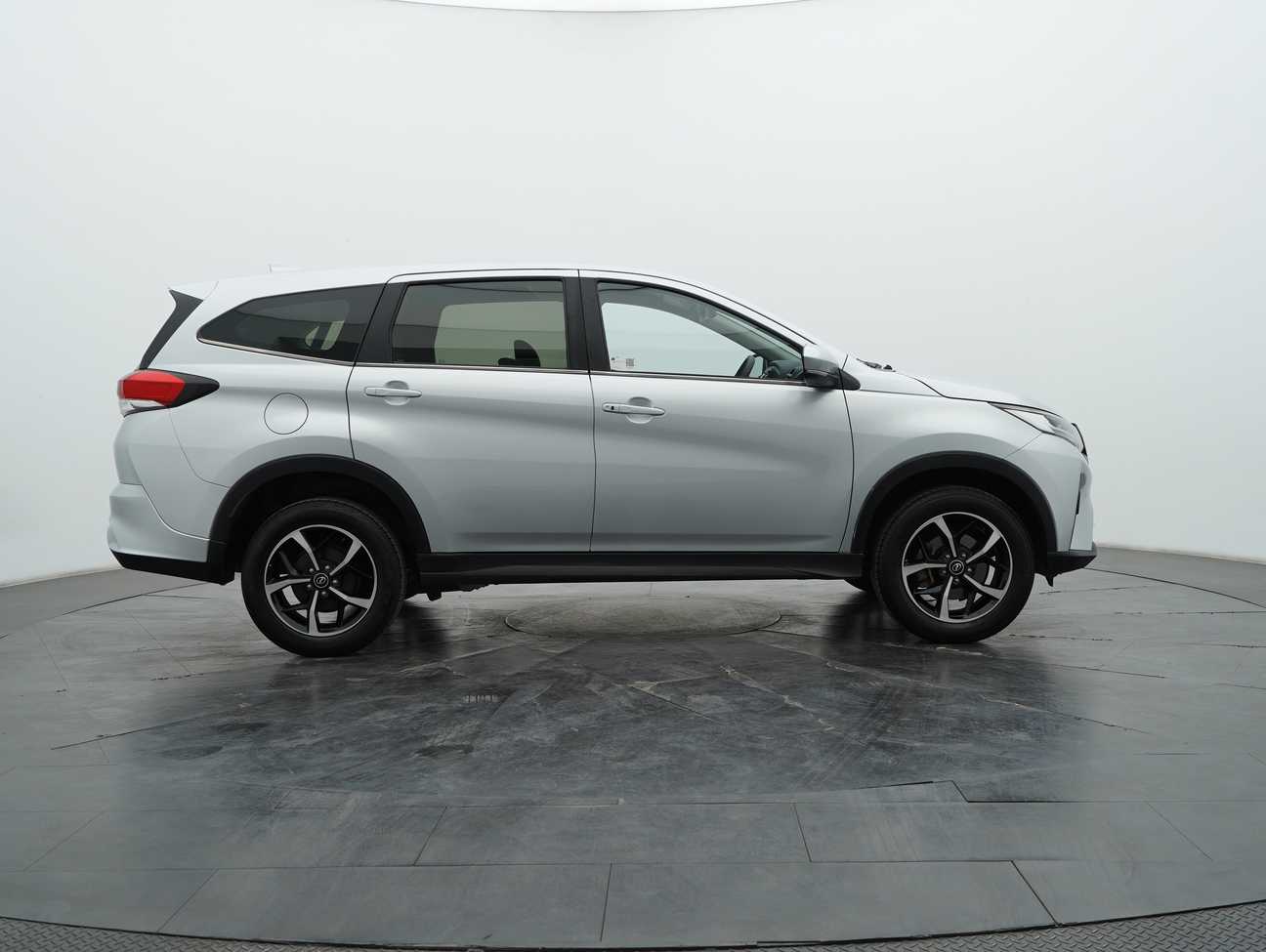 used 2020 Perodua Aruz X 1.5