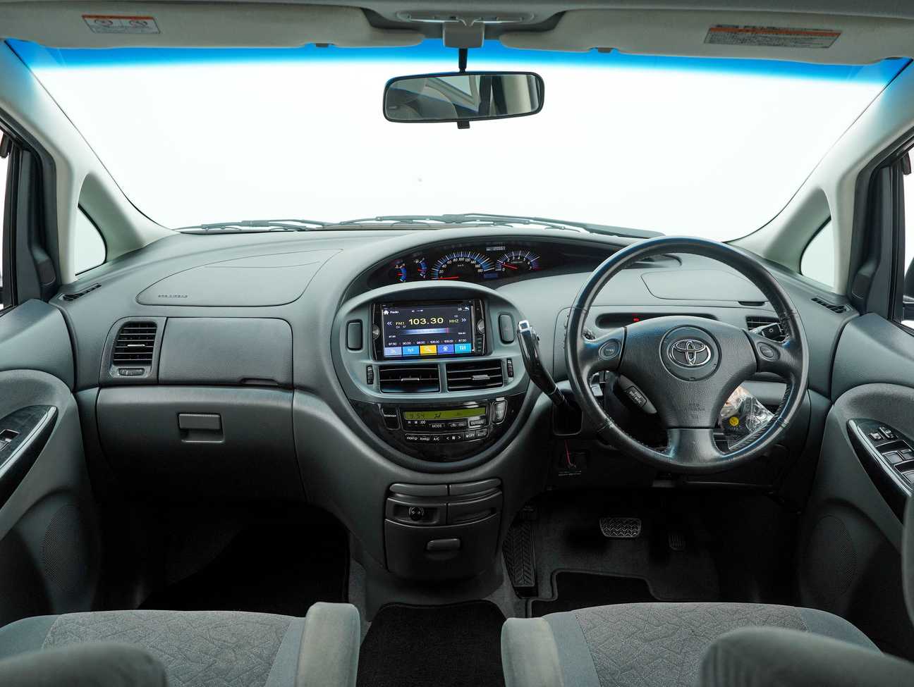 terpakai 2003 Toyota Estima Aeras 2.4