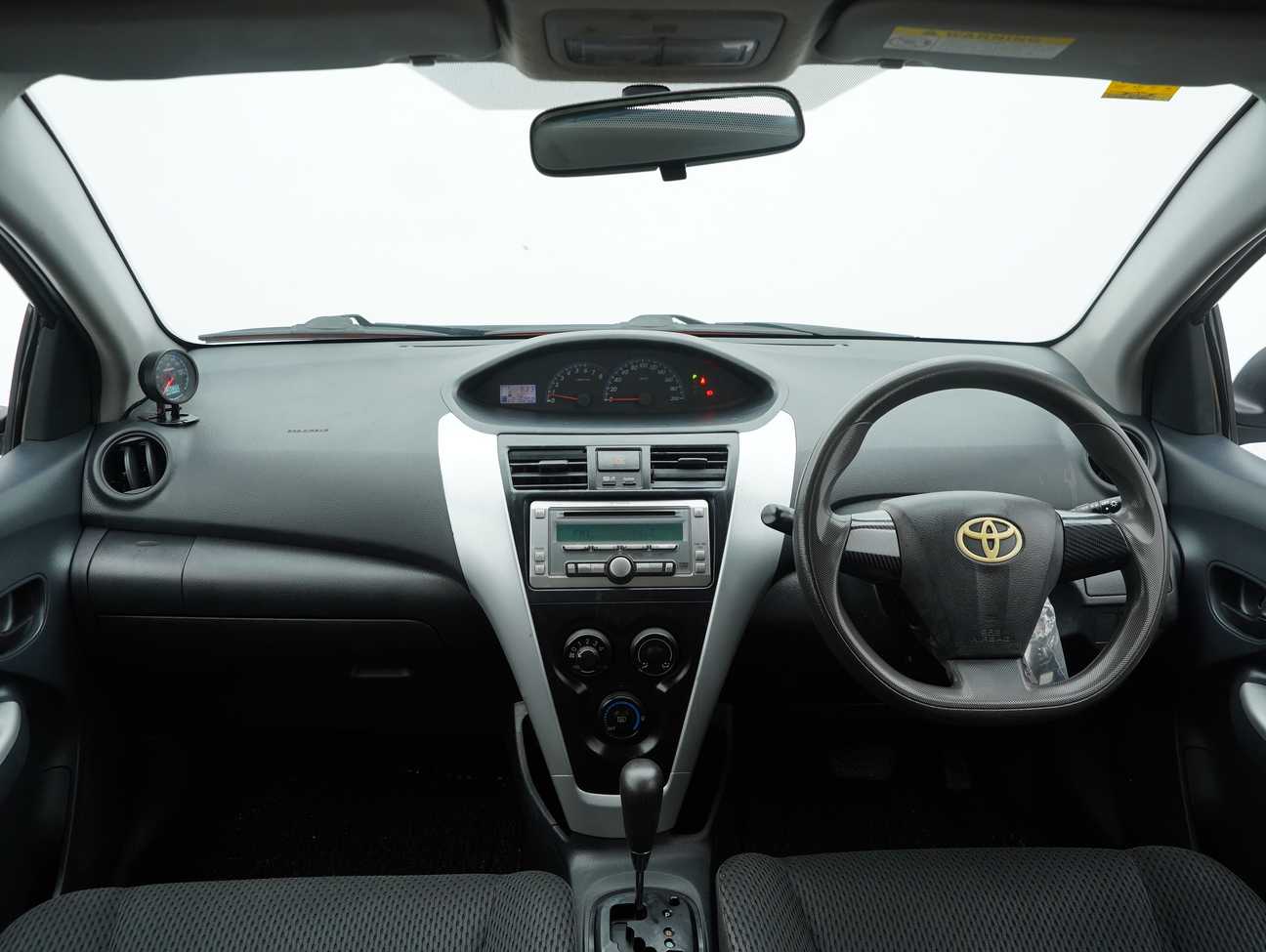 terpakai 2011 Toyota Vios E 1.5