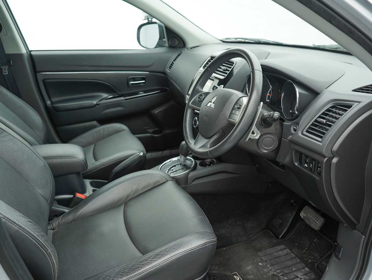 used 2017 Mitsubishi ASX  2.0