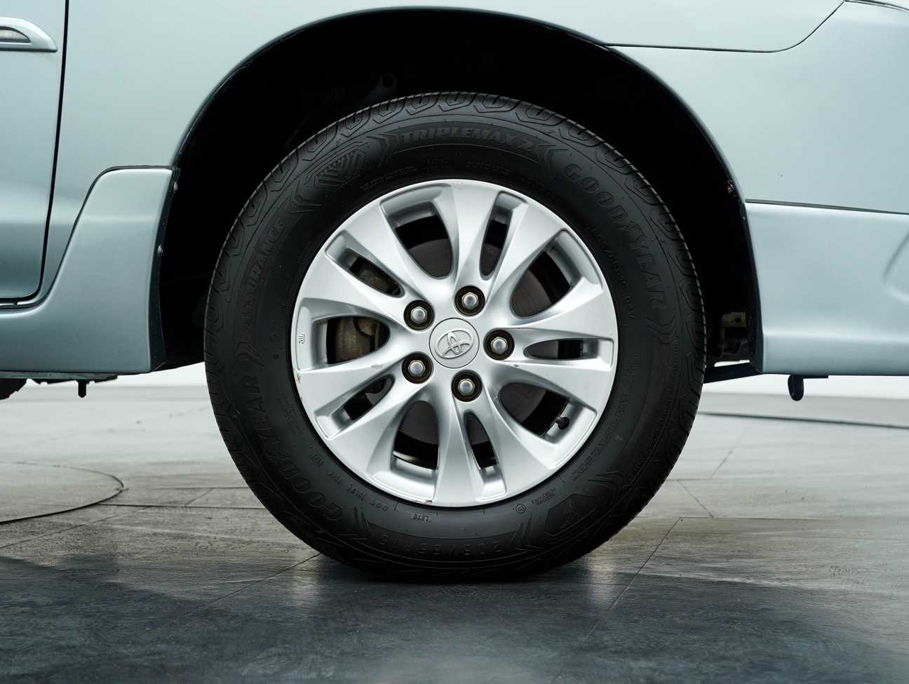 used 2016 Toyota Innova G 2.0