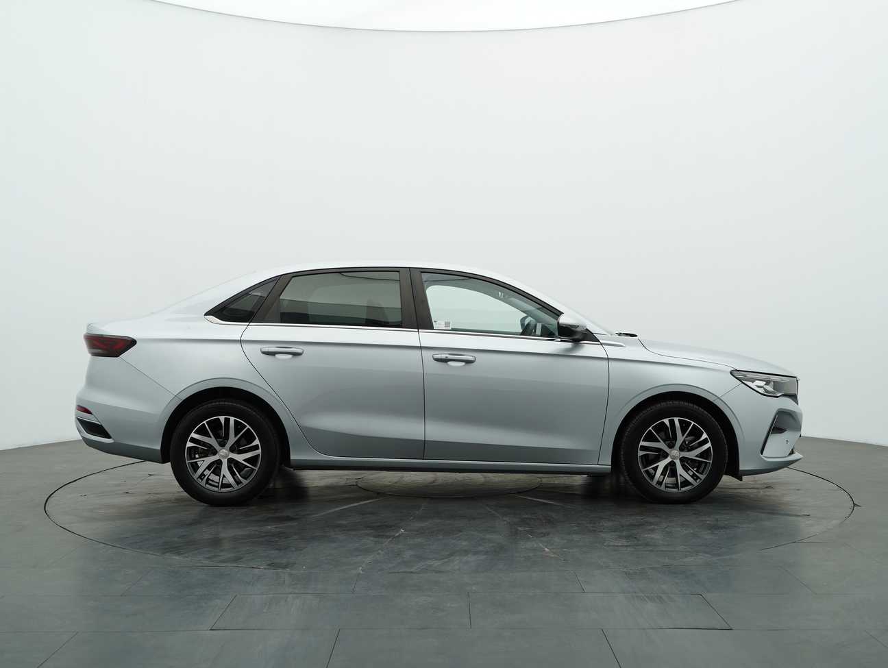 used 2024 Proton S70 Premium 1.5