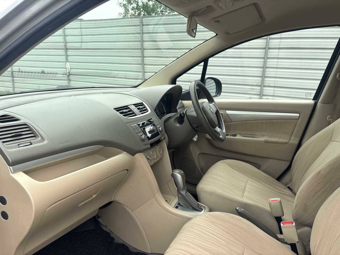 terpakai 2016 Proton Ertiga Executive 1.4
