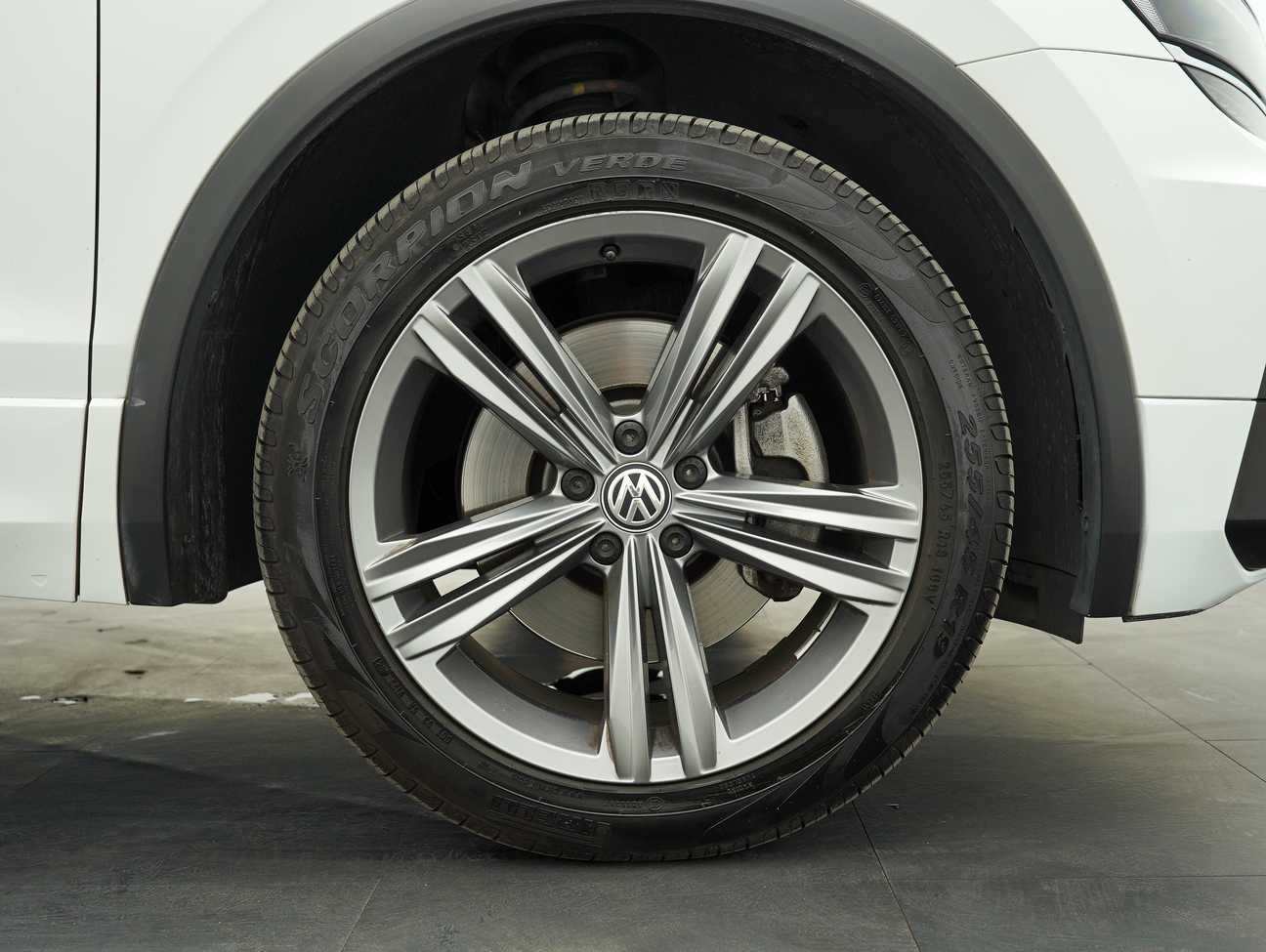 used 2021 Volkswagen Tiguan Allspace R-Line 4MOTION 2.0